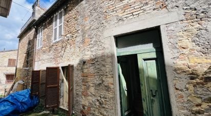 Casa 9 locali di 180 m² in Santa Vittoria in Matenano (63854)