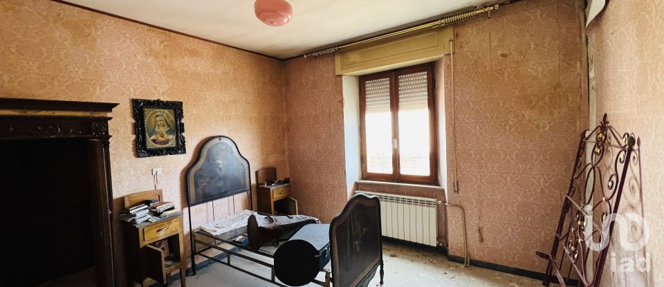 House 9 rooms of 180 m² in Santa Vittoria in Matenano (63854)