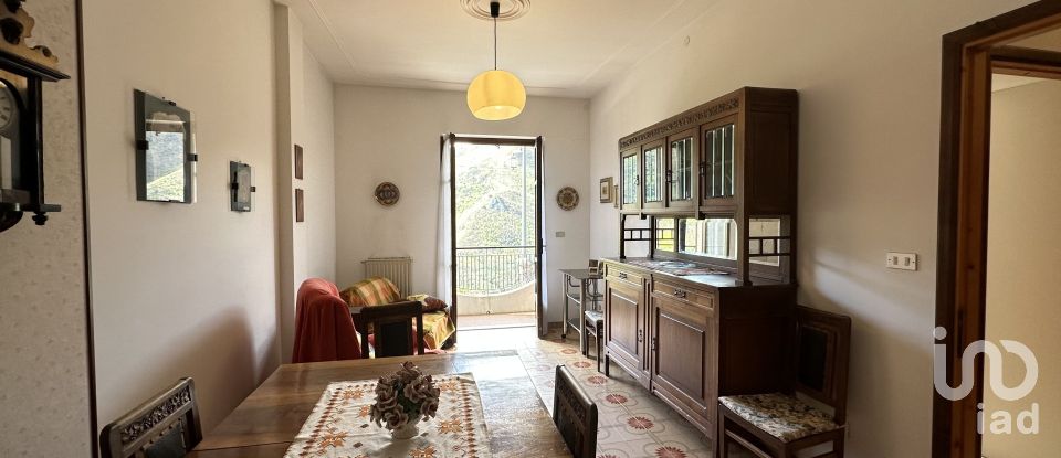 Bilocale di 40 m² a Balestrino (17020)