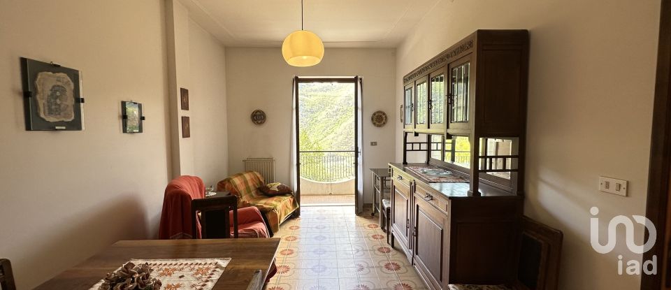 Bilocale di 40 m² a Balestrino (17020)