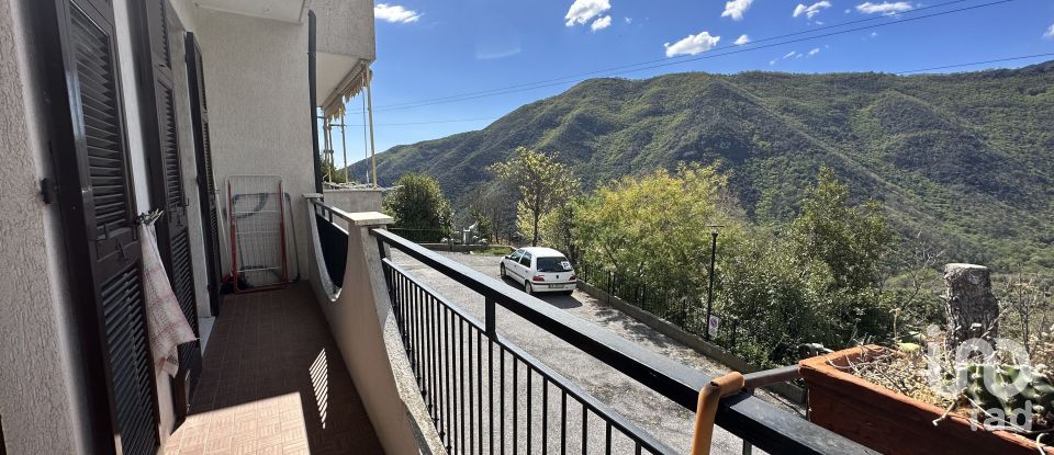 Bilocale di 40 m² a Balestrino (17020)