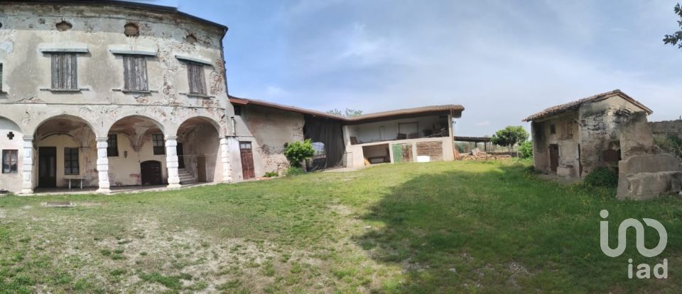 Rustico 7 locali di 900 m² in Desenzano del Garda (25015)
