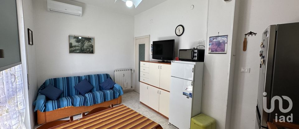 Three-room apartment of 65 m² in Borghetto Santo Spirito (17052)