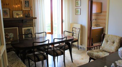 Town house 5 rooms of 142 sq m in Loro Piceno (62020)