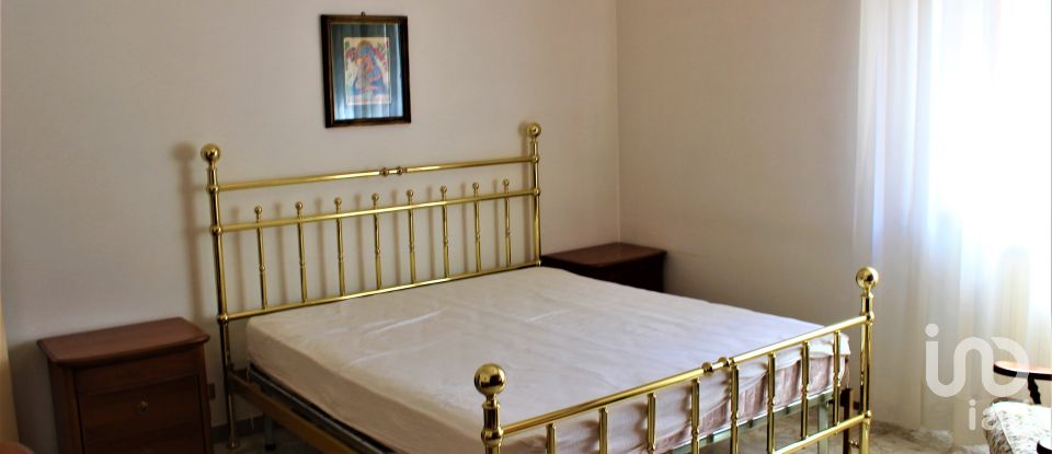 Casa indipendente 5 locali di 146 m² in Loro Piceno (62020)