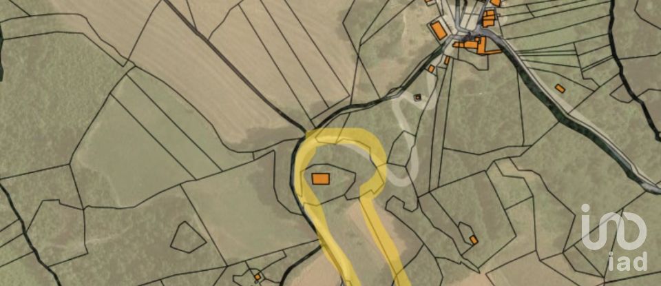 Rustico 11 locali di 430 m² in Rotella (63071)