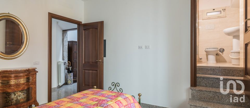 Appartamento 0 locali di 177 m² a Sezze (04018)