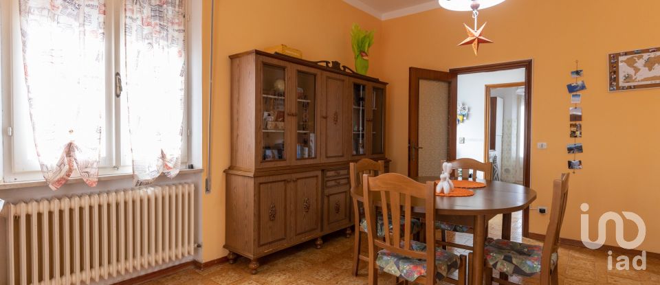 Four-room apartment of 120 m² in Cupramontana (60034)