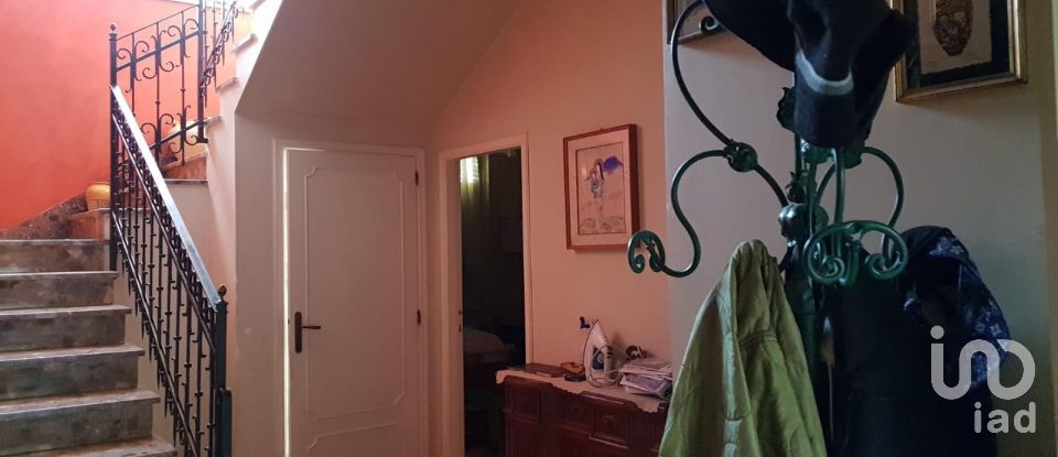 Casa indipendente / Villa 13 locali di 180 m² in Ponzano di Fermo (63845)