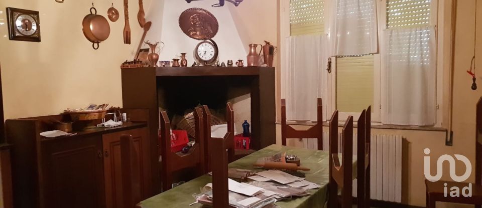 Casa indipendente / Villa 13 locali di 180 m² in Ponzano di Fermo (63845)