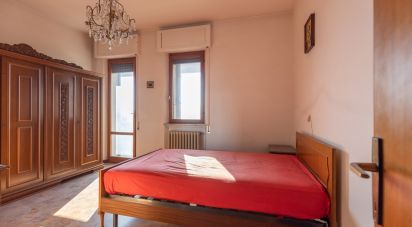 Apartment 0 rooms of 104 m² in Fermo (63900)
