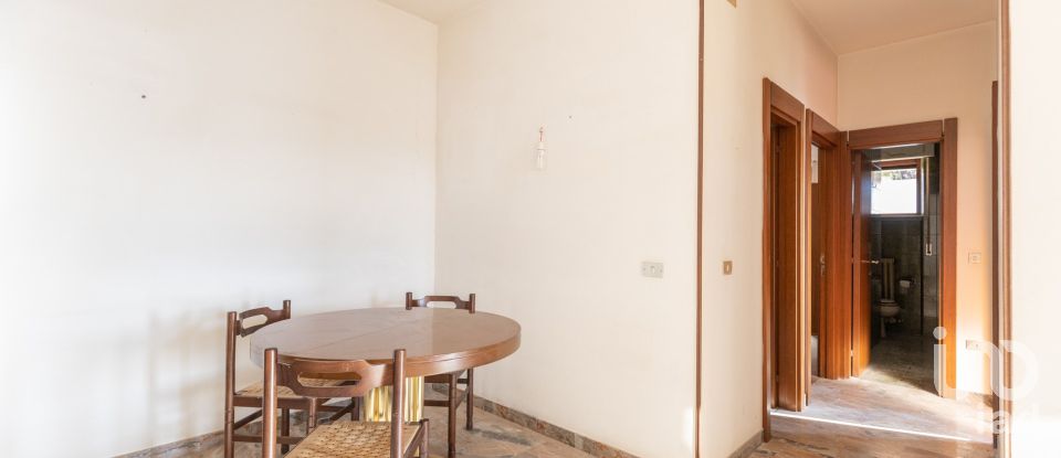 Apartment 0 rooms of 104 m² in Fermo (63900)