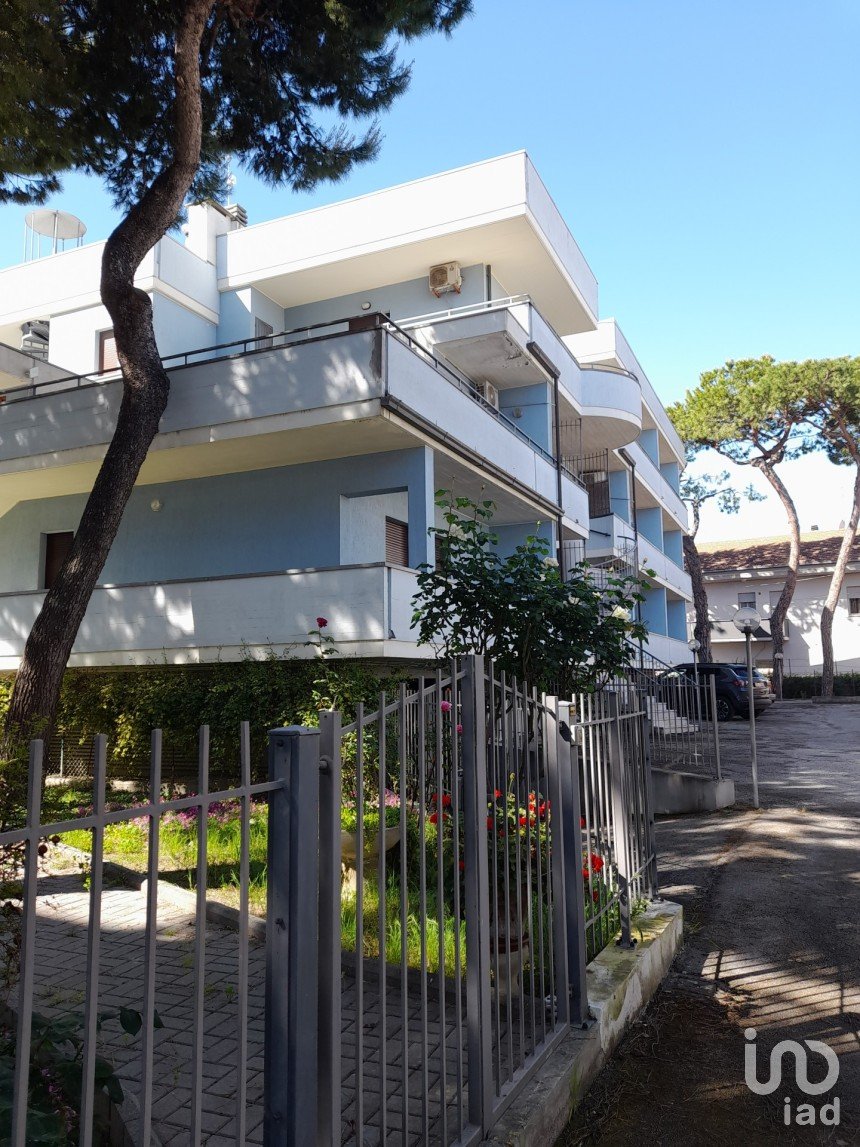 Appartamento 5 locali di 72 m² a Tortoreto (64018)