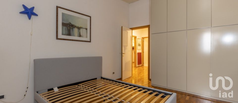 Casa indipendente 7 locali di 200 m² in Osimo (60027)