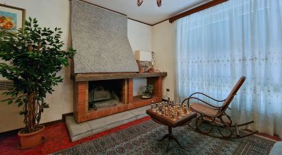 Casale 12 locali di 435 m² in Recanati (62019)