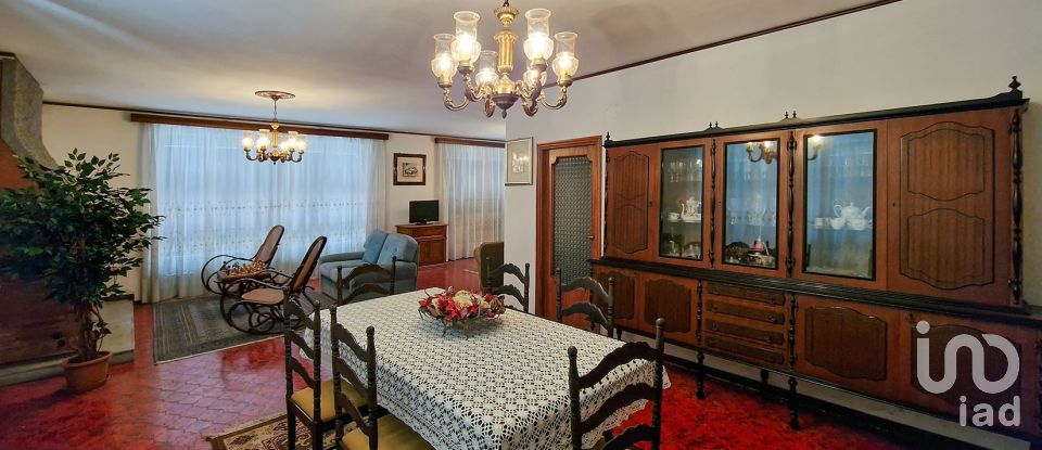 Casale 12 locali di 435 m² in Recanati (62019)