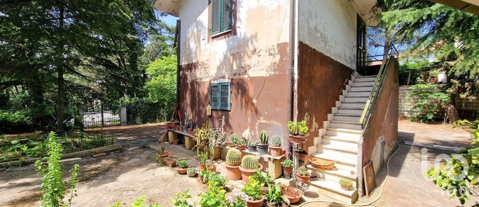 Casale 12 locali di 435 m² in Recanati (62019)