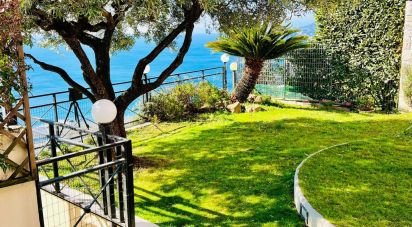 Quadrilocale di 117 m² a Arenzano (16011)