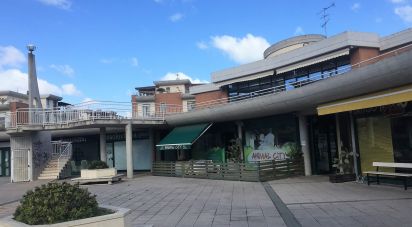 Negozio / locale commerciale di 110 m² in San Benedetto del Tronto (63074)