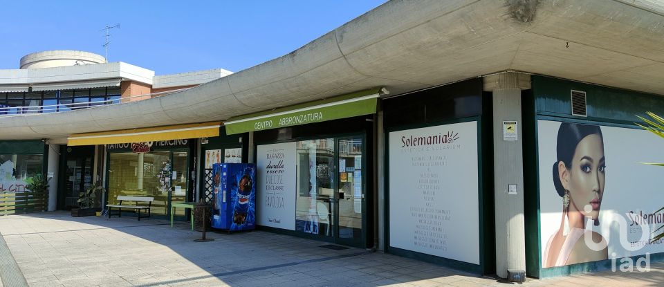 Shop / premises commercial of 110 m² in San Benedetto del Tronto (63074)