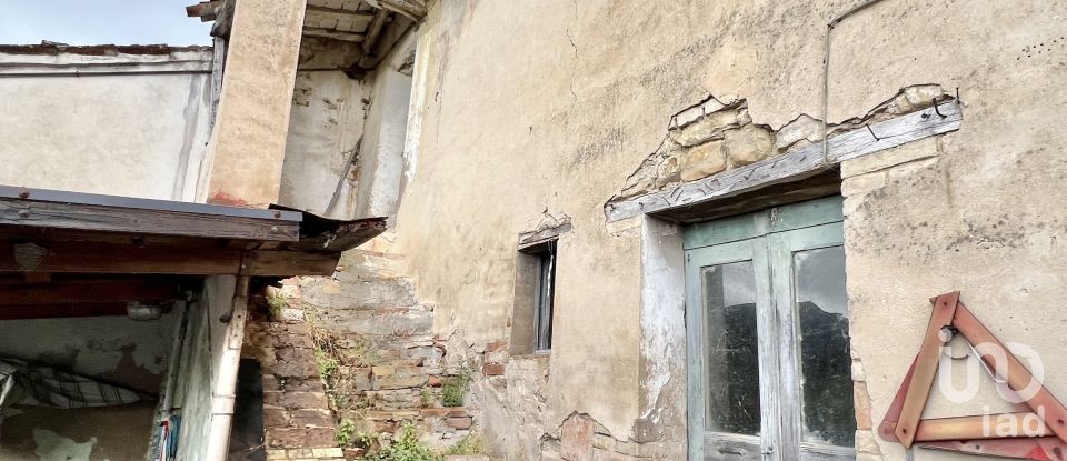 Mansion 8 rooms of 172 m² in Pollenza (62010)