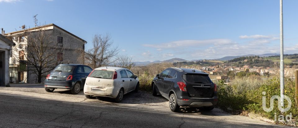 Mansion 8 rooms of 172 m² in Pollenza (62010)