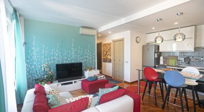 Appartamento 5 locali di 85 m² a Genova (16148)