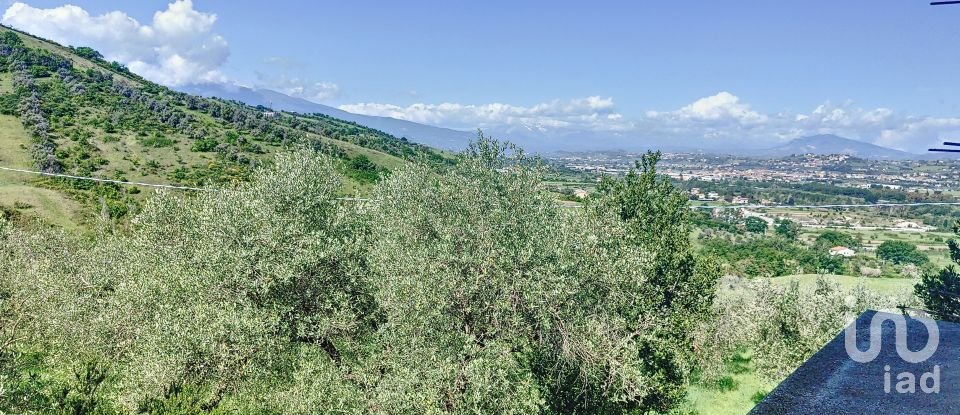 Rustico 0 locali di 400 m² in Controguerra (64010)