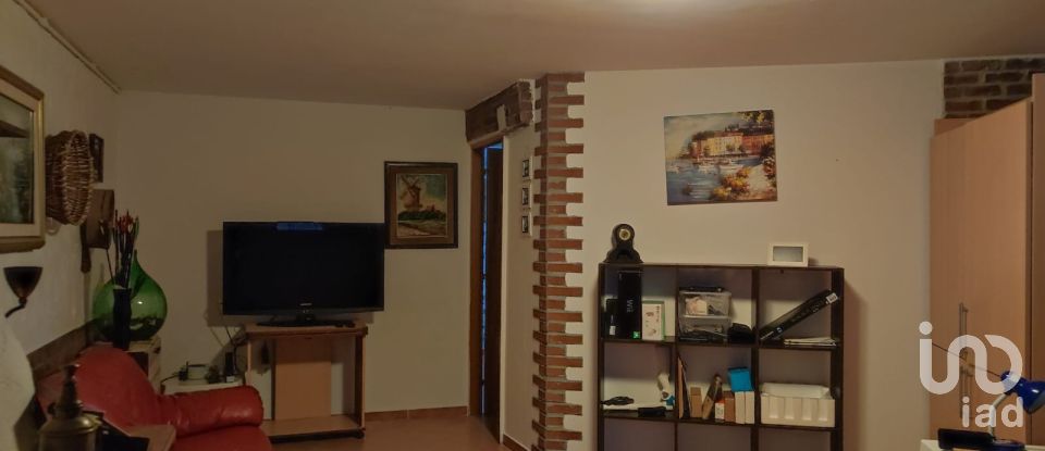 Villa 8 locali di 207 m² in Collecorvino (65010)