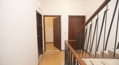 Bilocale di 70 m² a Rapallo (16035)