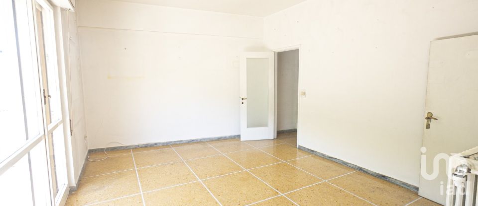 Bilocale di 70 m² a Rapallo (16035)