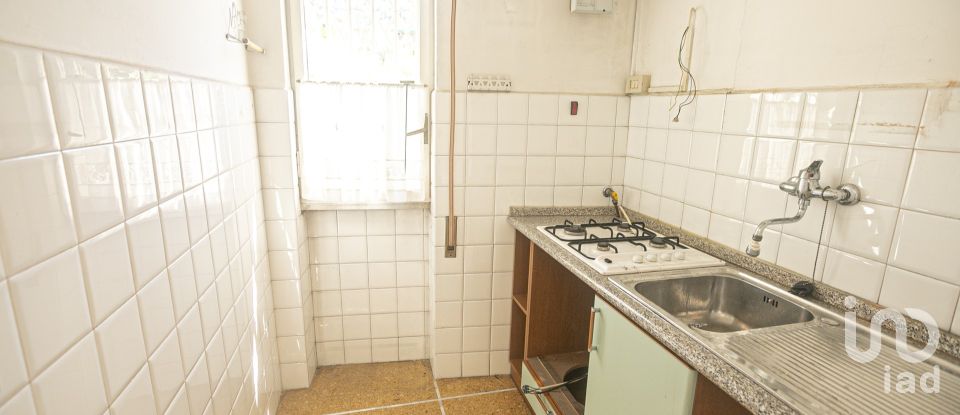 Bilocale di 70 m² a Rapallo (16035)