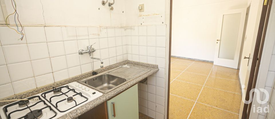 Bilocale di 70 m² a Rapallo (16035)