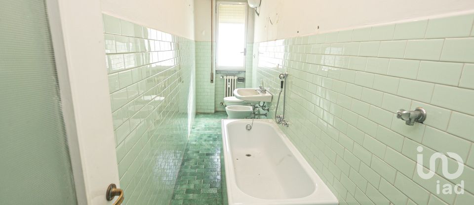 Bilocale di 70 m² a Rapallo (16035)