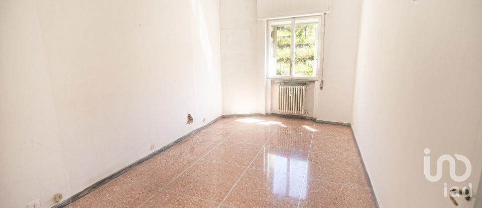 Bilocale di 70 m² a Rapallo (16035)