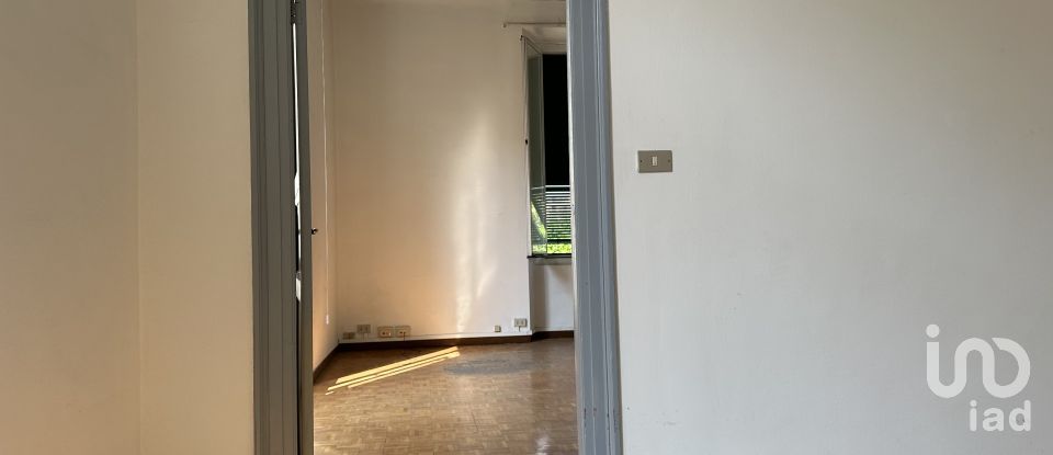 Apartment 11 rooms of 320 m² in Savona (17100)