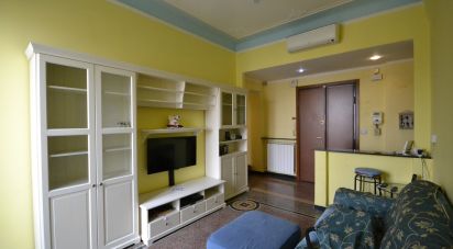 Appartamento 6 locali di 79 m² a Genova (16137)