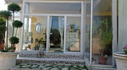 Casale 7 locali di 142 m² in Roseto degli Abruzzi (64026)