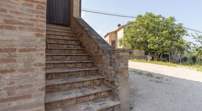 Casa indipendente / Villa 5 locali di 164 m² in Urbisaglia (62010)