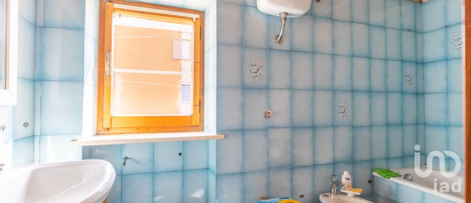 House 5 rooms of 164 m² in Urbisaglia (62010)