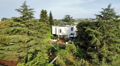 Villa 16 locali di 453 m² in Martina Franca (74015)