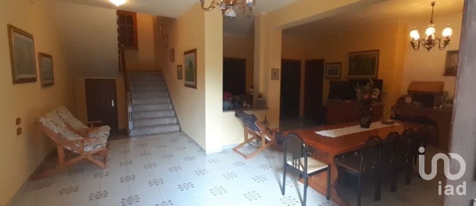 Villa 14 locali di 600 m² in Castrovillari (87012)