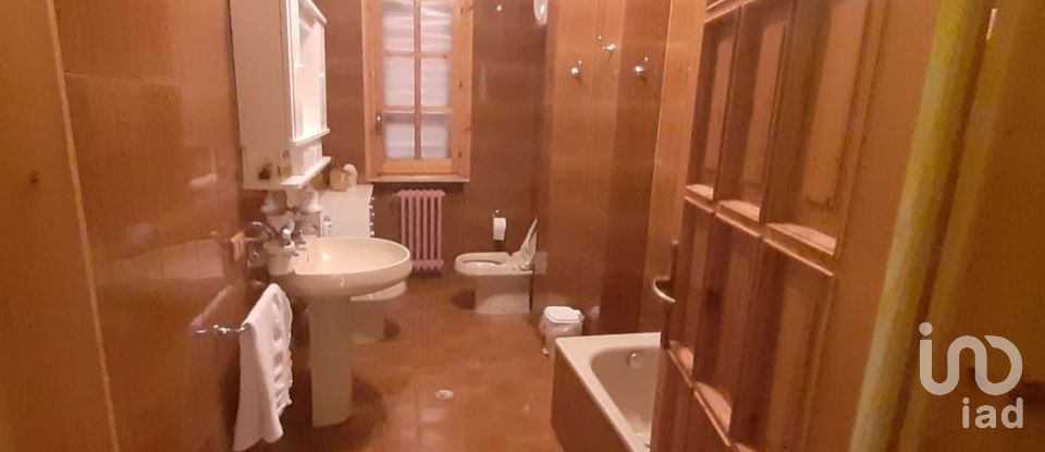 Farm 14 rooms of 600 m² in Castrovillari (87012)