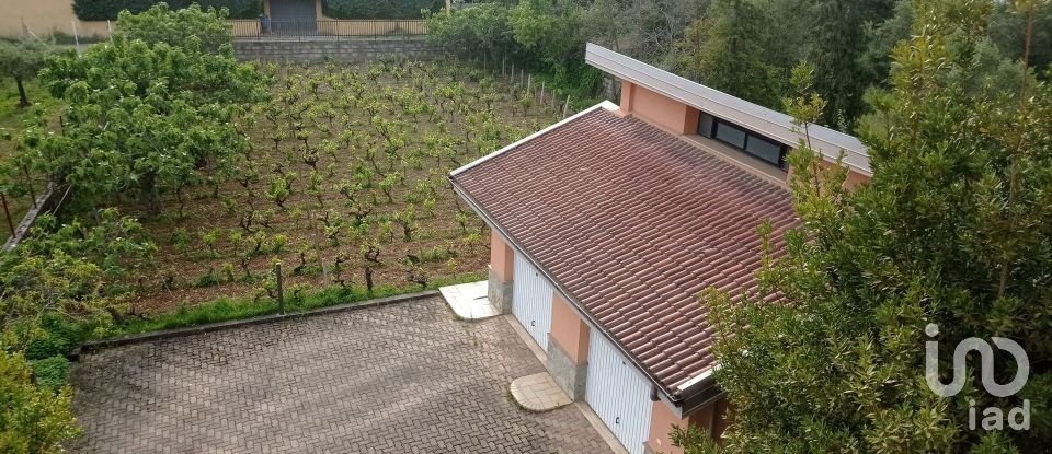 Farm 14 rooms of 600 m² in Castrovillari (87012)