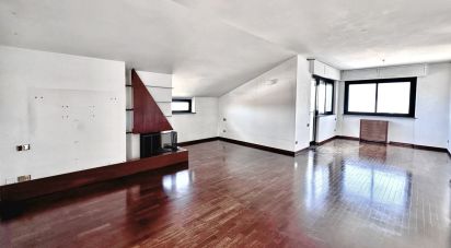 Loft 5 locali di 134 m² a Porto Sant'Elpidio (63821)