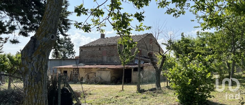 Casa indipendente / Villa 10 locali di 350 m² in Monte San Pietrangeli (63816)