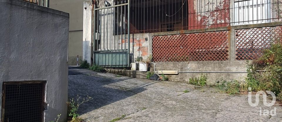 Varie superfici di 15 m² in Genova (16159)