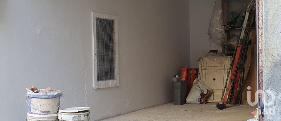 Varie superfici di 15 m² in Genova (16159)