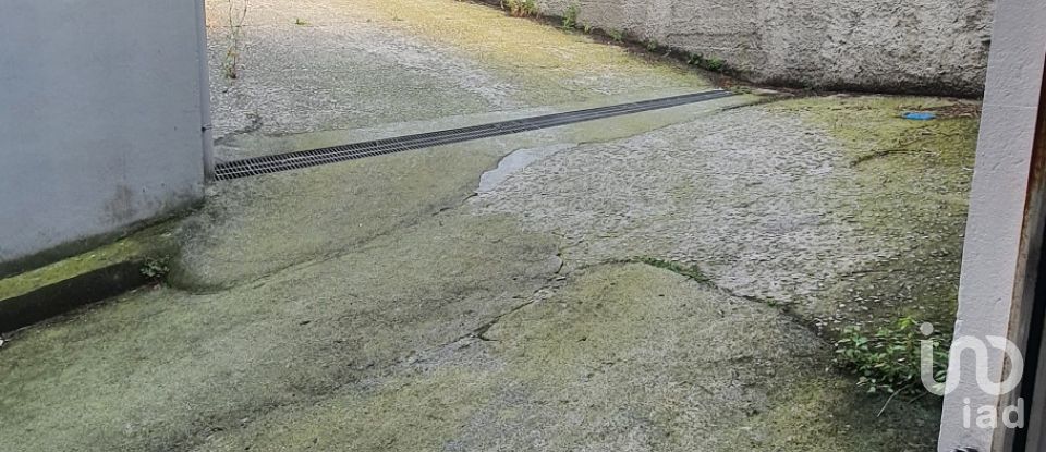 Varie superfici di 15 m² in Genova (16159)