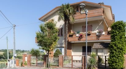 Apartment 7 rooms of 120 m² in Castelleone di Suasa (60010)